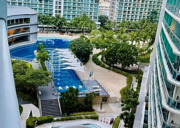 Azure Urban 1br-2br Boracay *